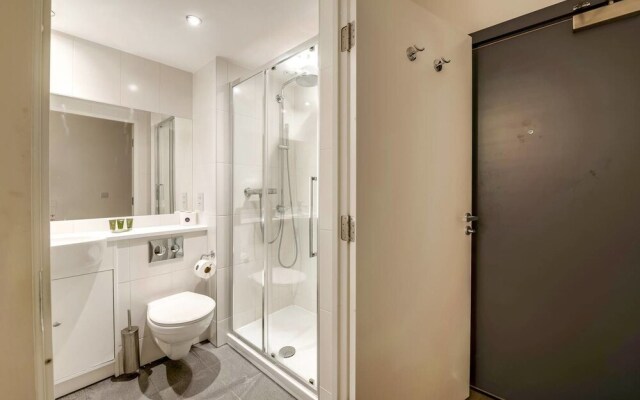 Bright And Modern Studio In Liverpool City Centre!