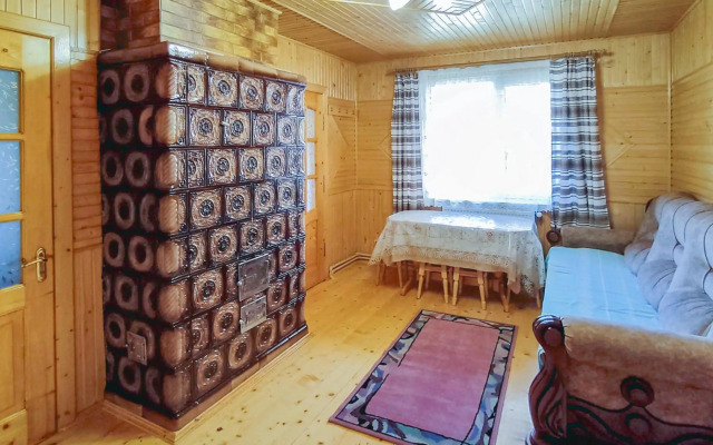 Котедж Біля лісу