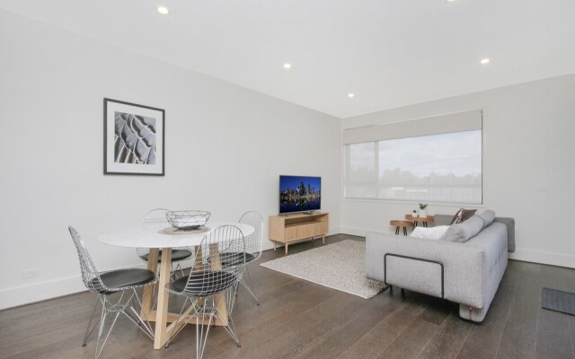 Accommodate Canberra - The Prince – Guest Rooms – Kingston