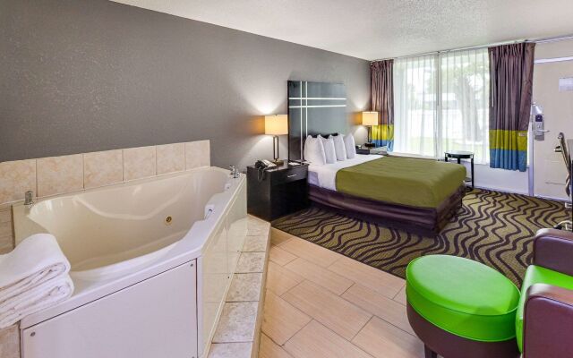 Quality Inn & Suites Hardeeville - Savannah North