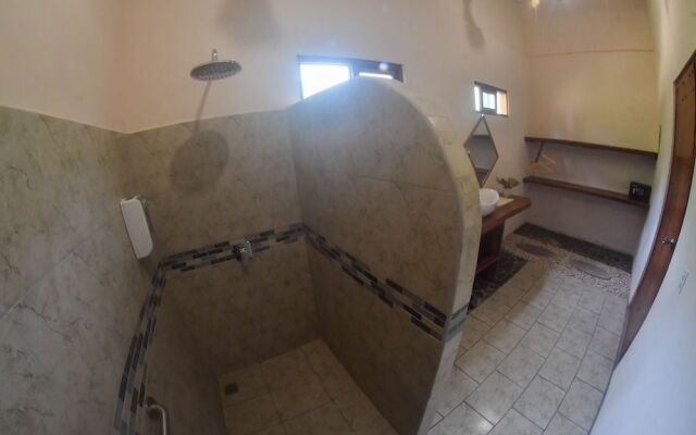 Tarcoles Birding Lodge