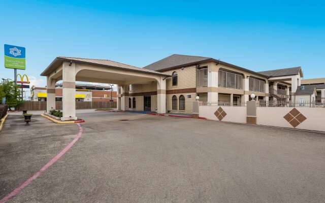 SureStay Hotel by Best Western Deer Park