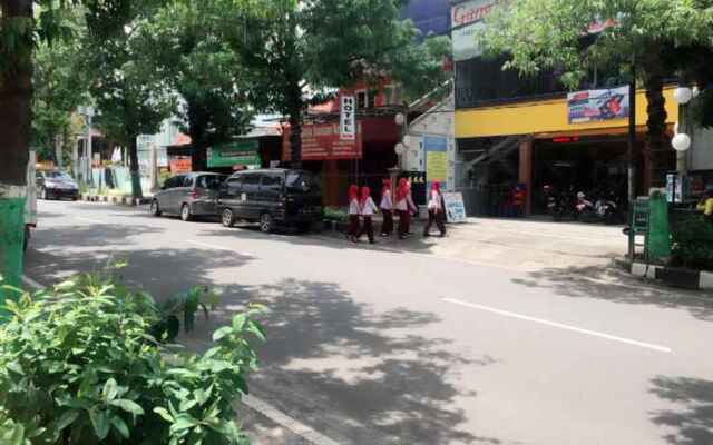 Gang Guest Hotel Syariah & Resto