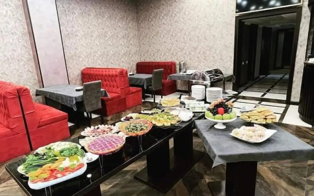 V hotel & tours