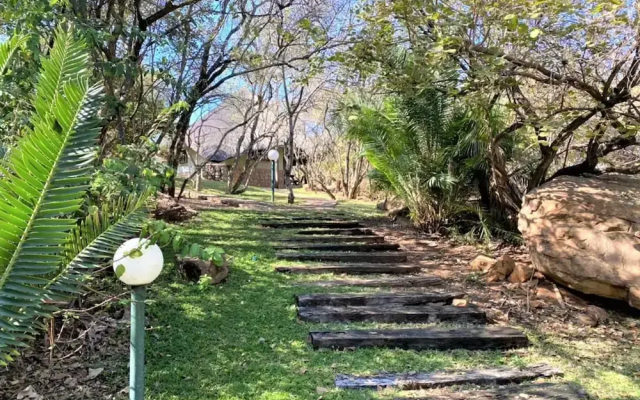 Double Lodge in Natural African Bush - 2111