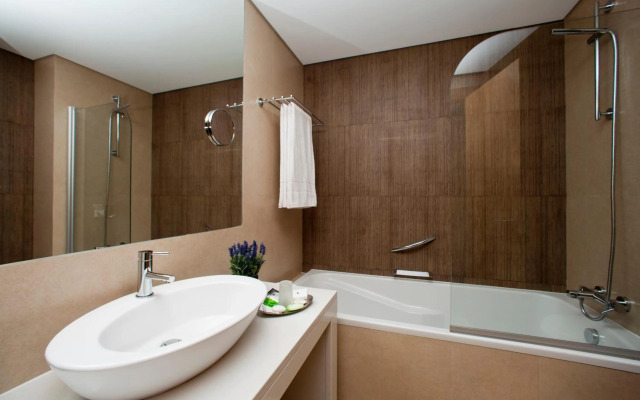 Mercure Lisboa Almada