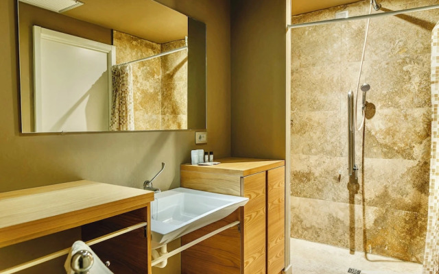 Green building - residence with swimming-pool in Cecina