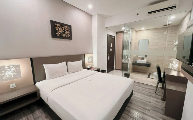 Oak Tree Urban Jakarta