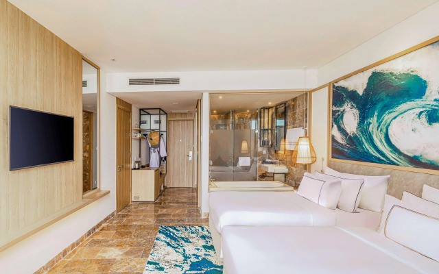 Melia Danang Beach Resort