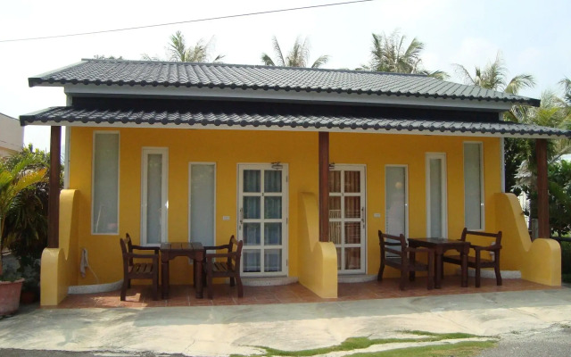 Water Front Hotel