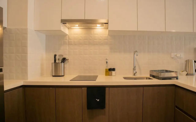 w Radiant 1BR w Private Balcony in Miraflores