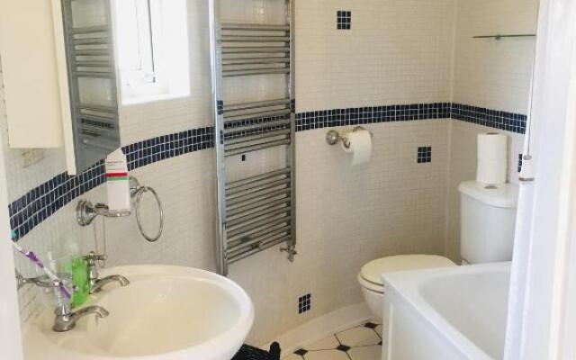 Cliff Top Apartment 3 Bedroom