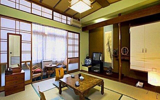 Mogamiya Ryokan