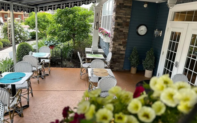 Anchor Inn Boutique Hotel