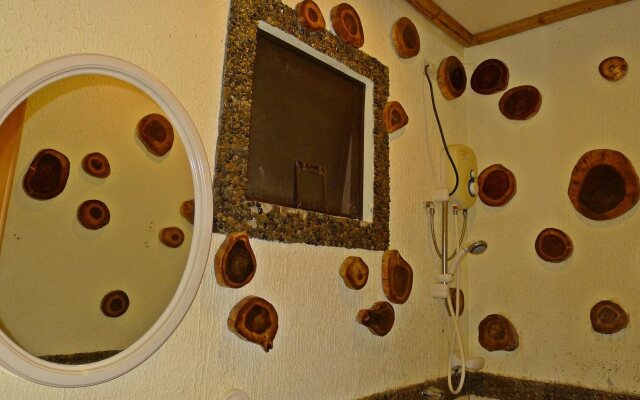 OYO 676 Casa Fuerte Bed And Breakfast