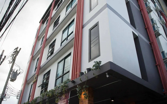 Noble Tarntong Boutique Hotel