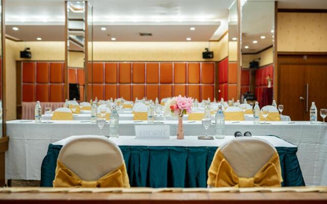 Sirin Hotel & Resident (SHA Extra Plus)