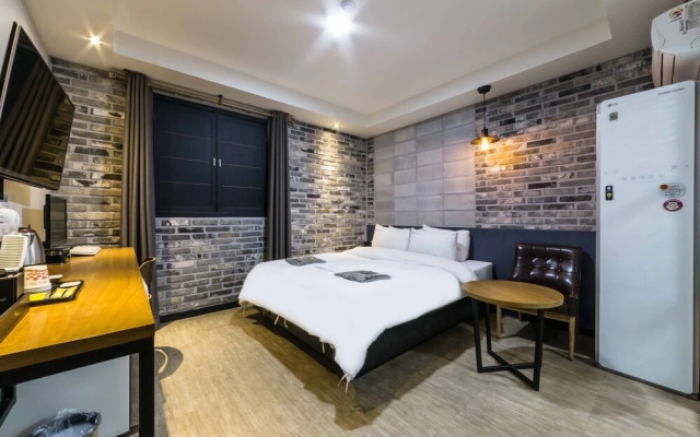 Wonju Two Days Hotel