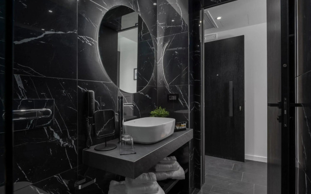 No 15 Ermou Hotel