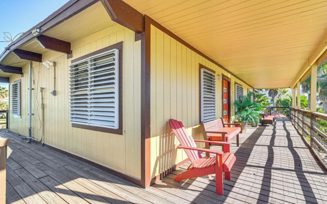 Private Pool, Deck & Patio: Galveston Oasis!