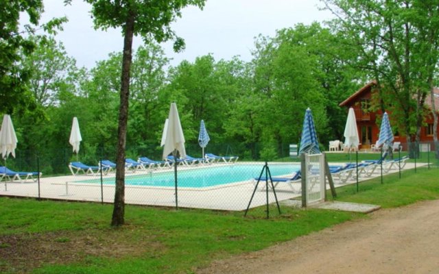 Maison de 2 chambres avec vue sur le lac piscine partagee et jardin amenage a Lachapelle Auzac