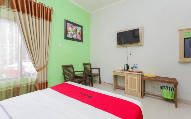 RedDoorz @ Hotel Nuansa Ngawi