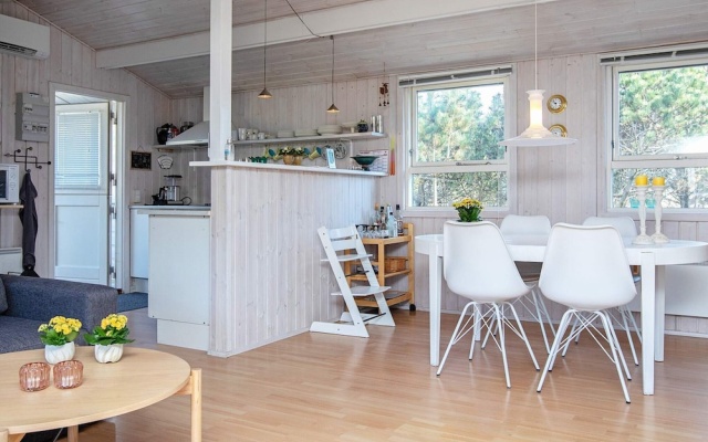 Bright Coastal Retreat in Vorupor-by Traum