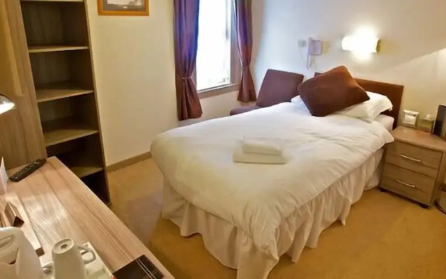 St Ola Hotel