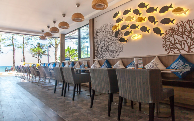 The Royal Palm Beachfront
