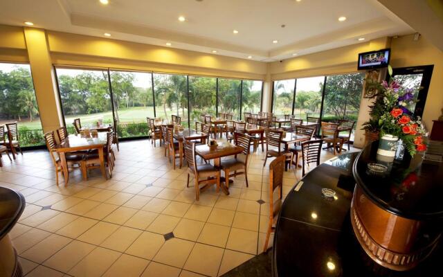 Puri KIIC Golf View Hotel
