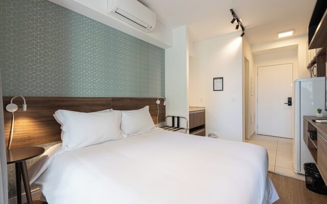 ESD - Studios E-Side By Anora Spaces