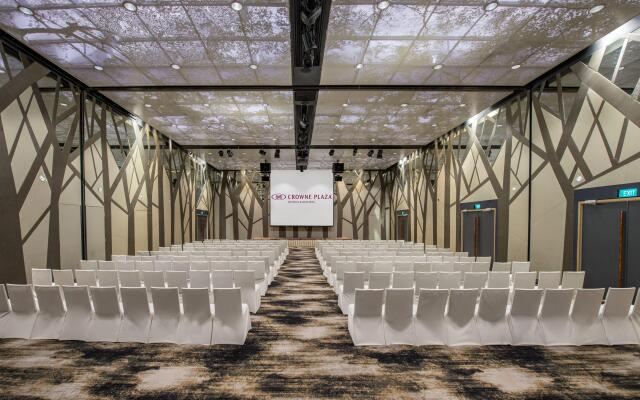 Crowne Plaza Changi Airport by IHG