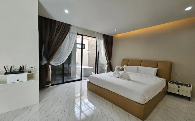 Baan First Pool Villa