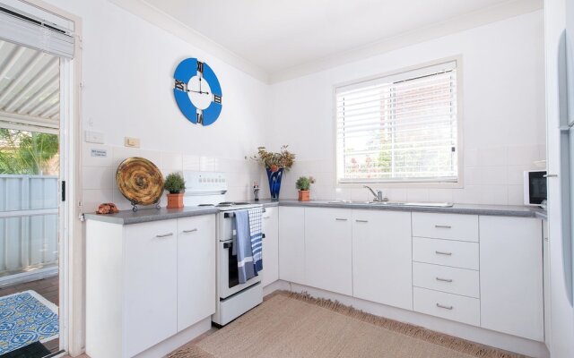 Reef Close, Townhouse 3, 7