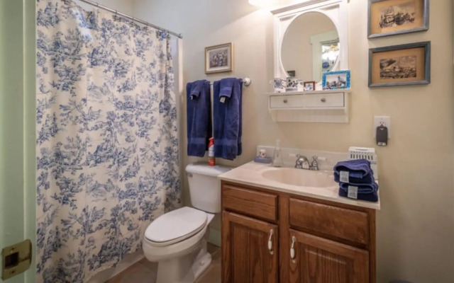 Stone Haus Bed & Breakfast