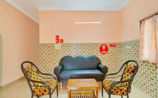 OYO 12136 Home Serene 1BHK Aurovile Beach