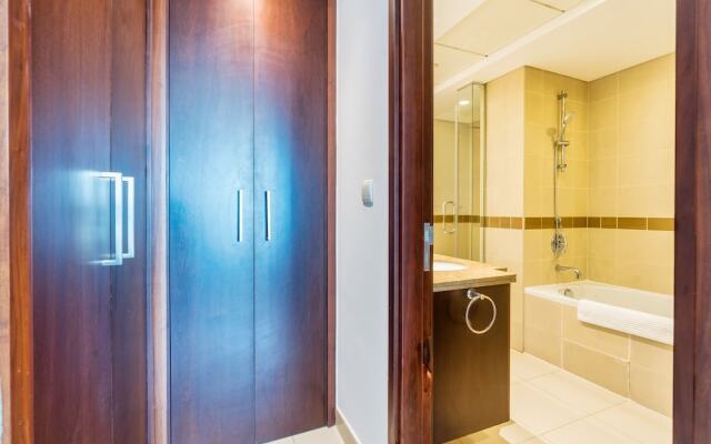 Luxury Burj Khalifa & Fountain View Apt Downtown