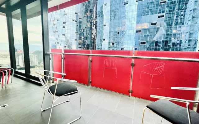 ReadySet Apartments at Manhattan