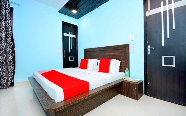 Hotel Royal Lifestyle By OYO Rooms