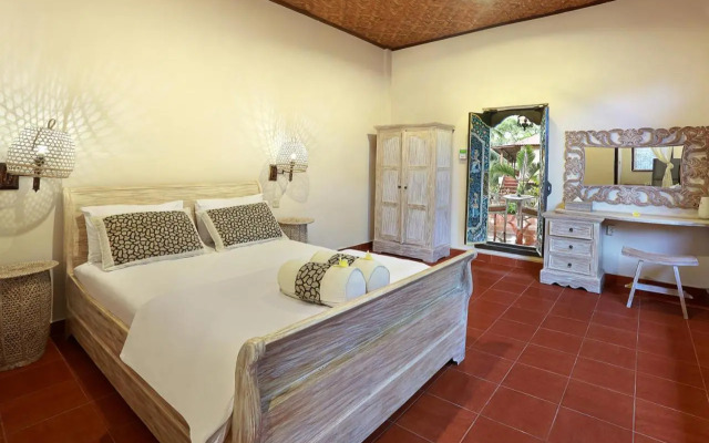 Danaya's Cottage and Studio