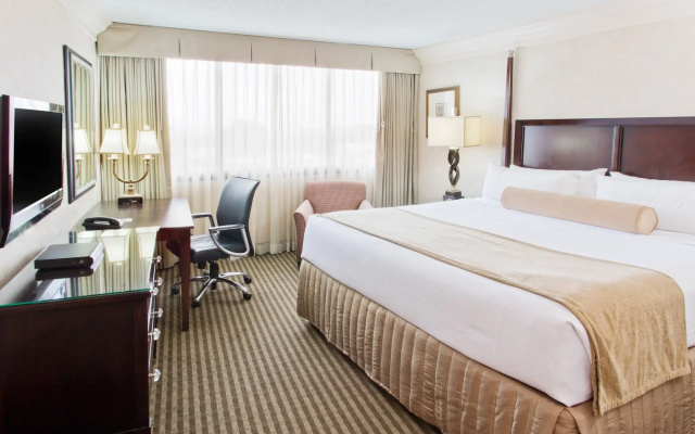 Crowne Plaza Portland Downtown Convention Center by IHG