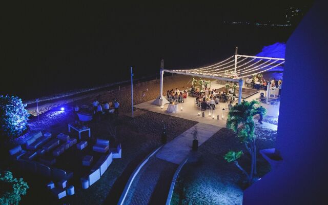 San Carlos Plaza Hotel, Beach & Convention Center