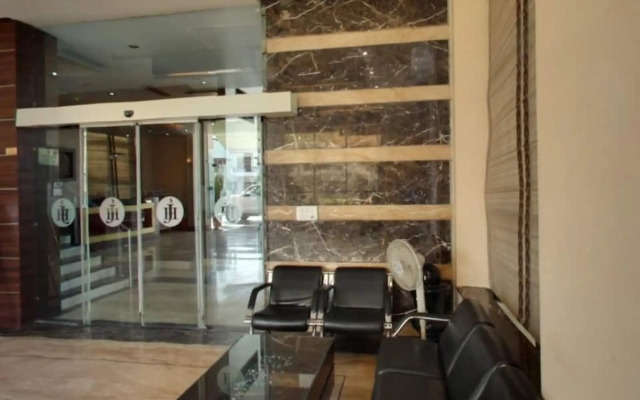 Jyoti Hotel & Restaurant