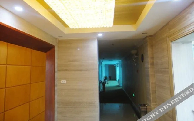 Qianjun Hotel