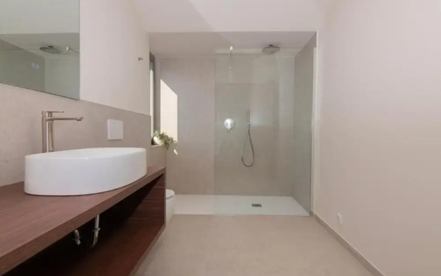AdeLis Residence