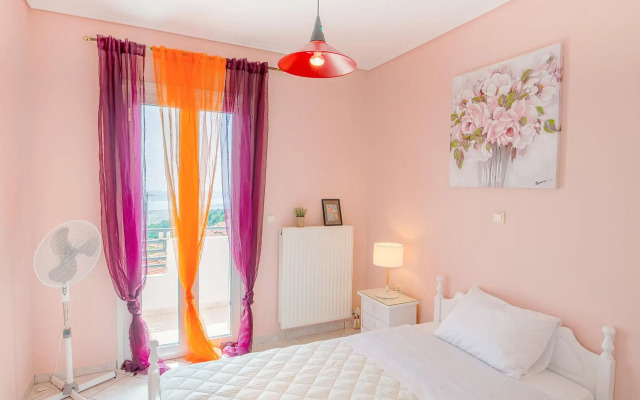 Τhree Storey Villa with Infinity Pool