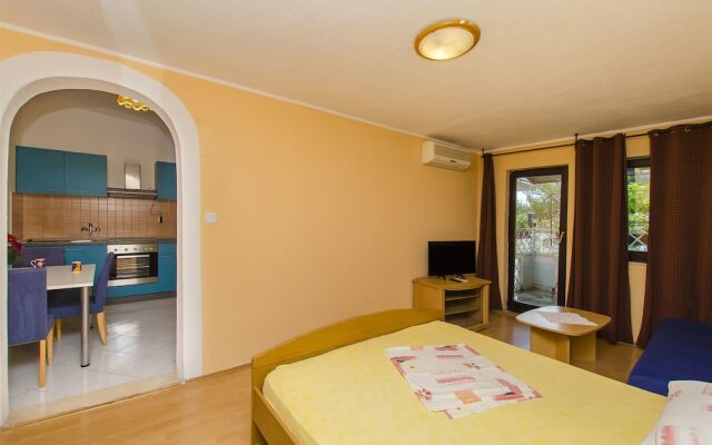 Apartments Edita