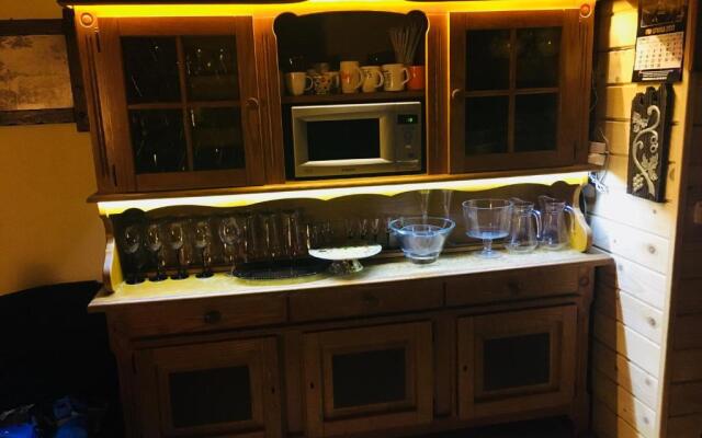 Willa Karolinka Stróża