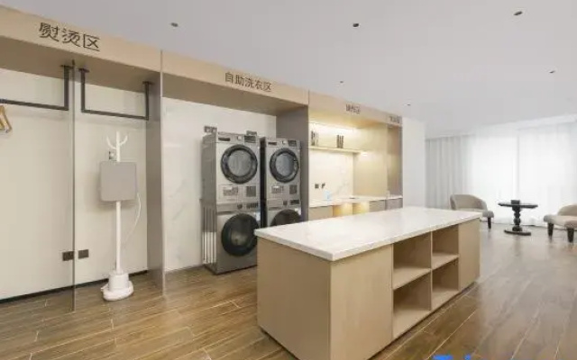 Lijing Hotel (Olympic Center Subway Station Shenyang Grand Outlet)