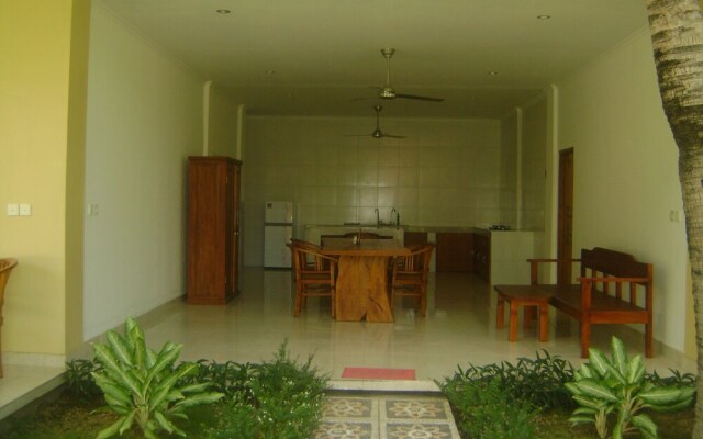 Villa Mangga Beach